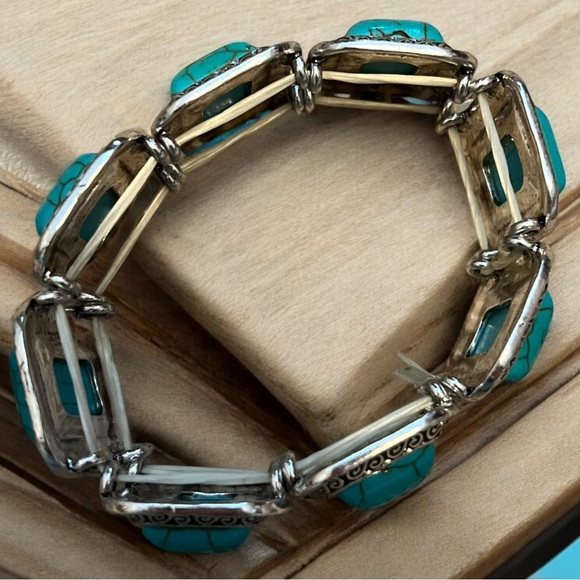 Turquoise Stretch Bracelet - Picture 2 of 3